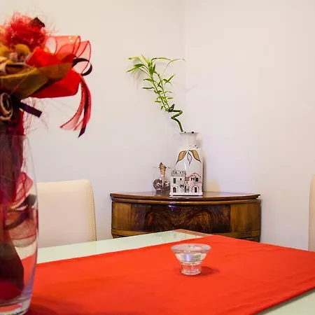 Apartman Leatoni
