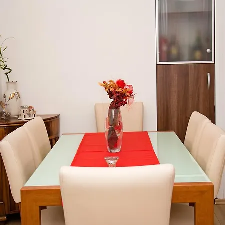 Leatoni Apartamento Split